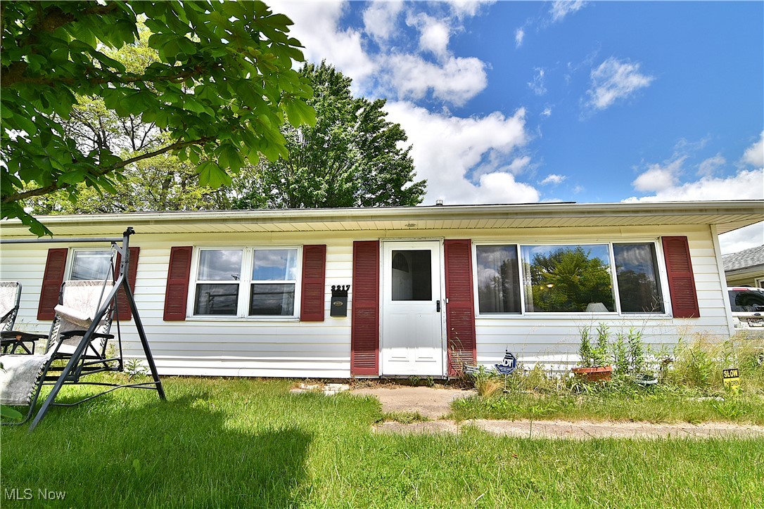 2217 Cathy Drive, Canton, Ohio image 3