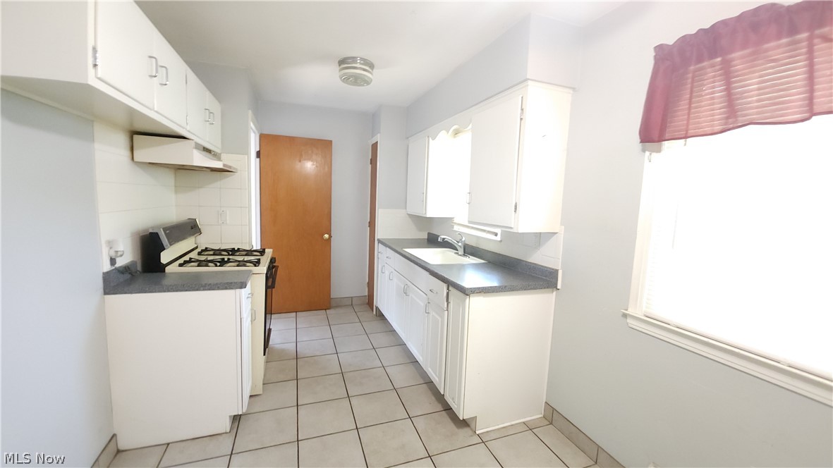 Reuben S Gollers Cut Road All - Residential