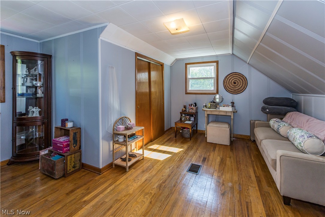 Louis Stile Sub - Residential