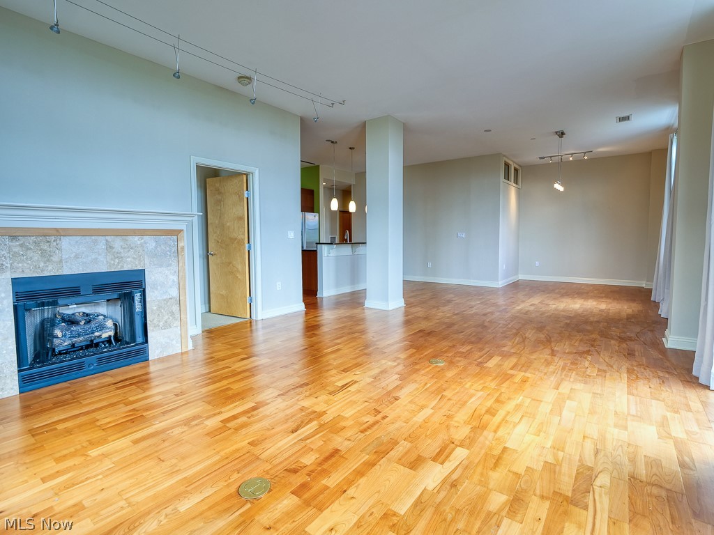 Larchmere Lofts Condo - Residential