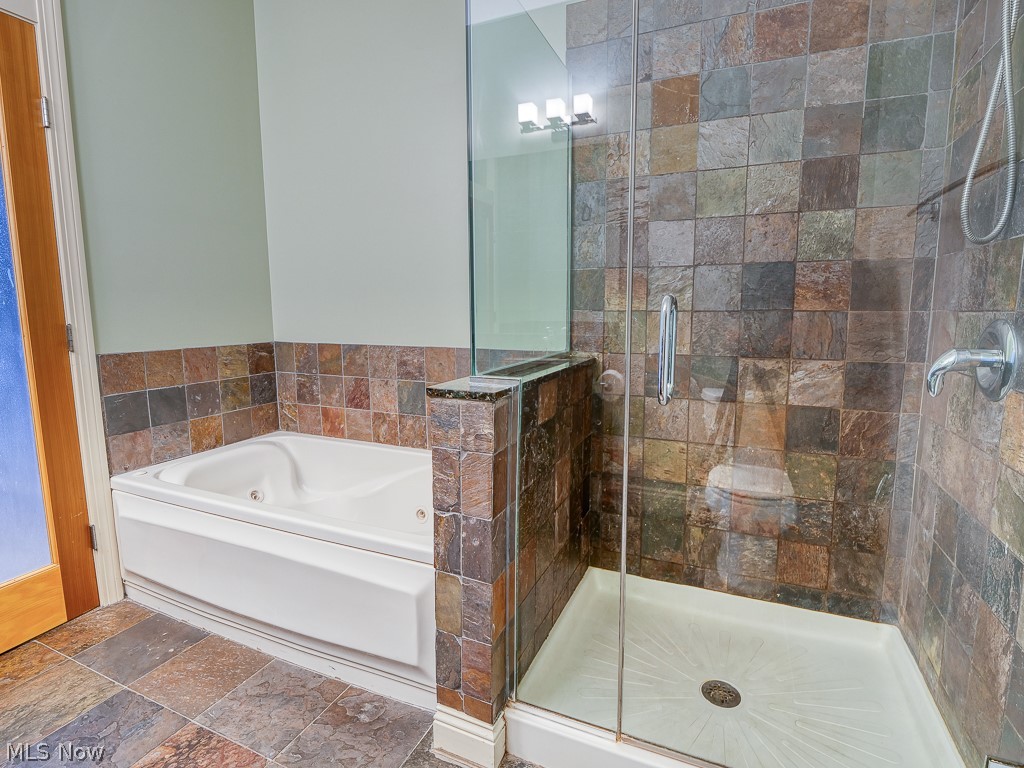 Larchmere Lofts Condo - Residential