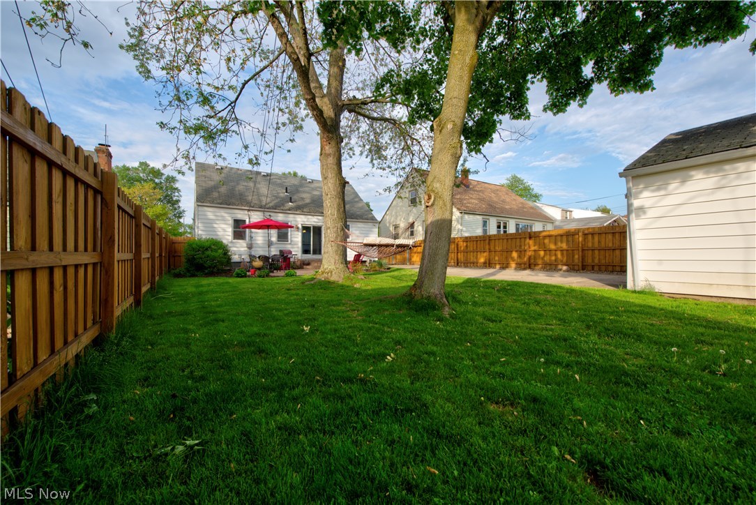 S H Kleinman Realty Cos Briar - Residential