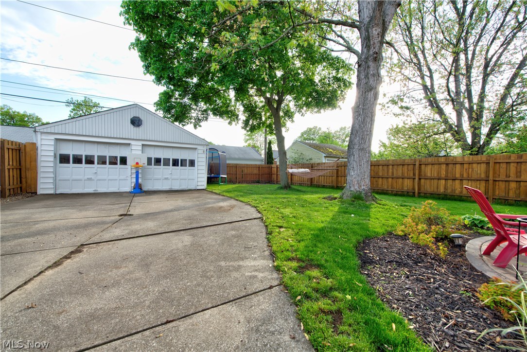 S H Kleinman Realty Cos Briar - Residential