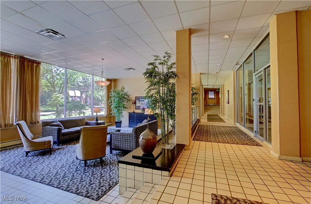 10301 Lake Avenue 419