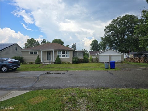 Photo for 317 Maple Street N