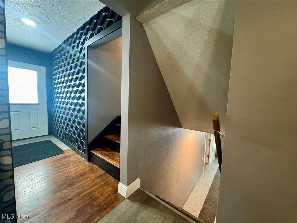 Photo of 4545 State Route 43, Kent, OH 44240 (MLS # 5184648)