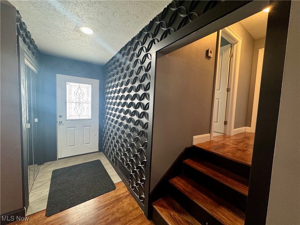 Photo of 4545 State Route 43, Kent, OH 44240 (MLS # 5184648)