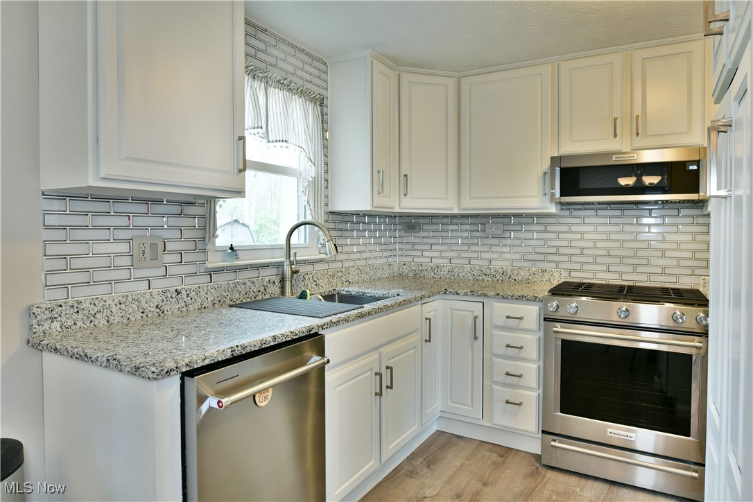1495 Castillion Drive, Warren, Ohio image 19
