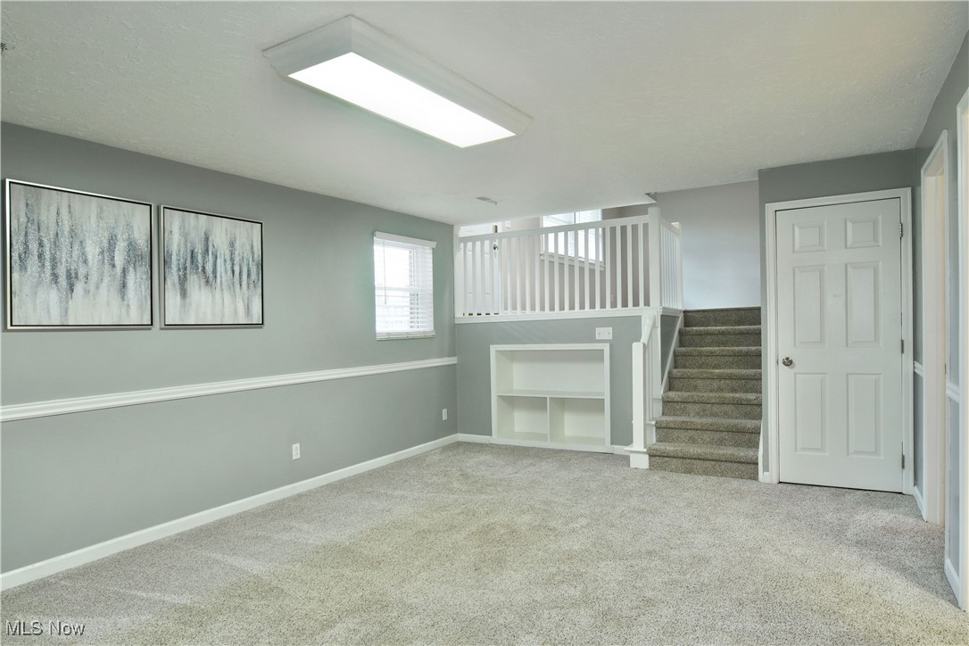 1495 Castillion Drive, Warren, Ohio image 41