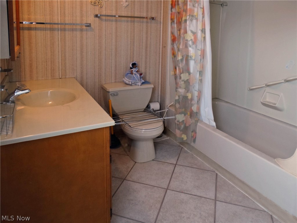 Leonard Cases - Residential