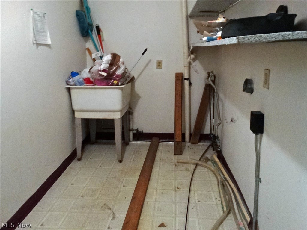 Leonard Cases - Residential