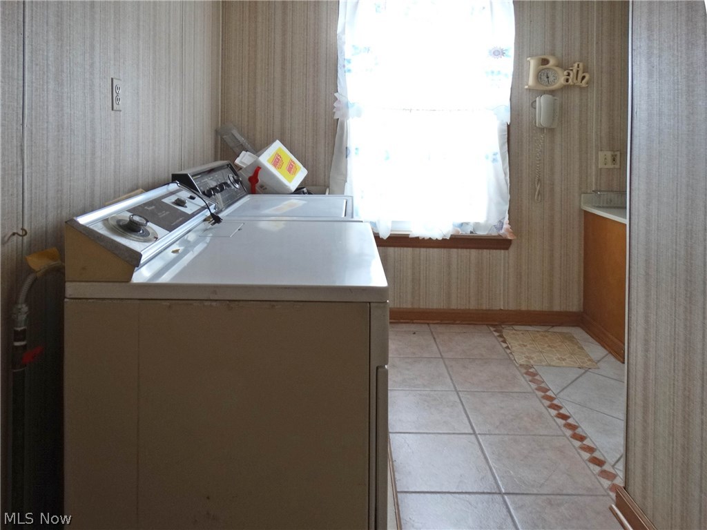 Leonard Cases - Residential