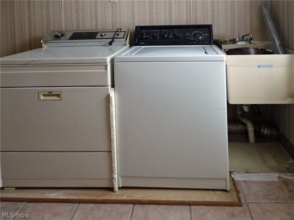 Leonard Cases - Residential