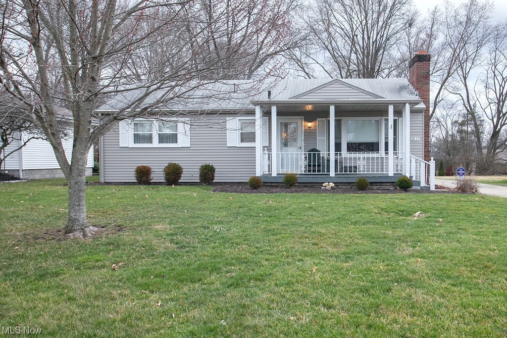Pre-inspected by ASHI certified and licensed inspector. Available in supplements. Square footage includes familyroom, which was omitted on auditors website. Updates include furnace & air installed( 2006), Callow Waterproofing (2006), windows (2007), basement Floor drains replaced (2018), Stove (2015?), microwave (2017?) refrigerator (2018),Dishwasher (2021), electrical, 150 amp (2020) roof (2000?). Utilities are First Energy, Yo Water, Dominion, spectrum, Vector Security, City Trash Service.