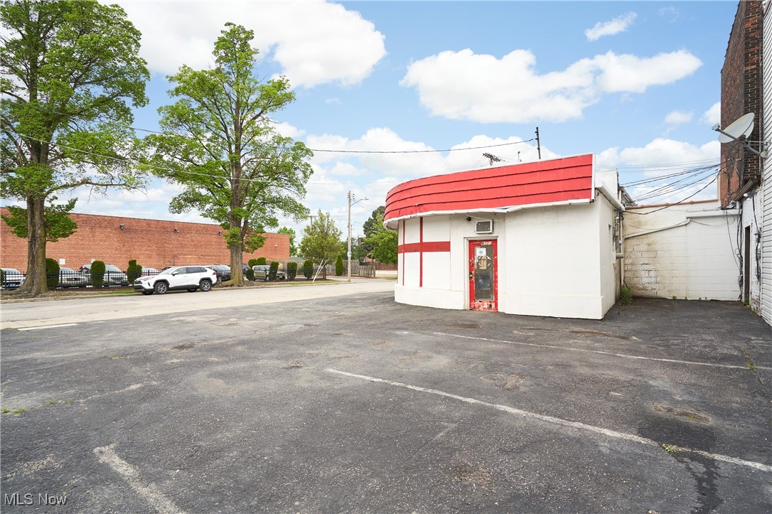 Cleveland, Ohio 44103, United States, ,Commercial,Active,143957