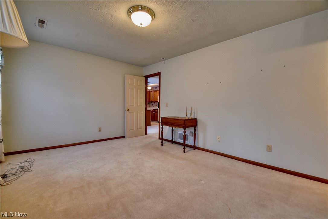 Hampton Bay Condo - Residential