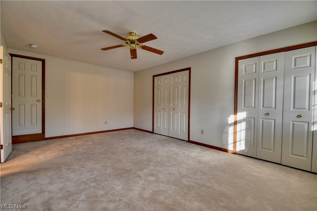 Hampton Bay Condo - Residential