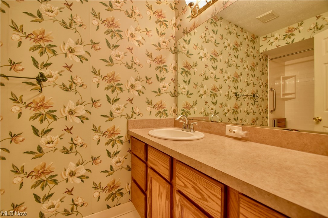 Hampton Bay Condo - Residential