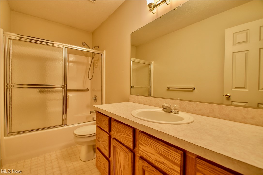 Hampton Bay Condo - Residential