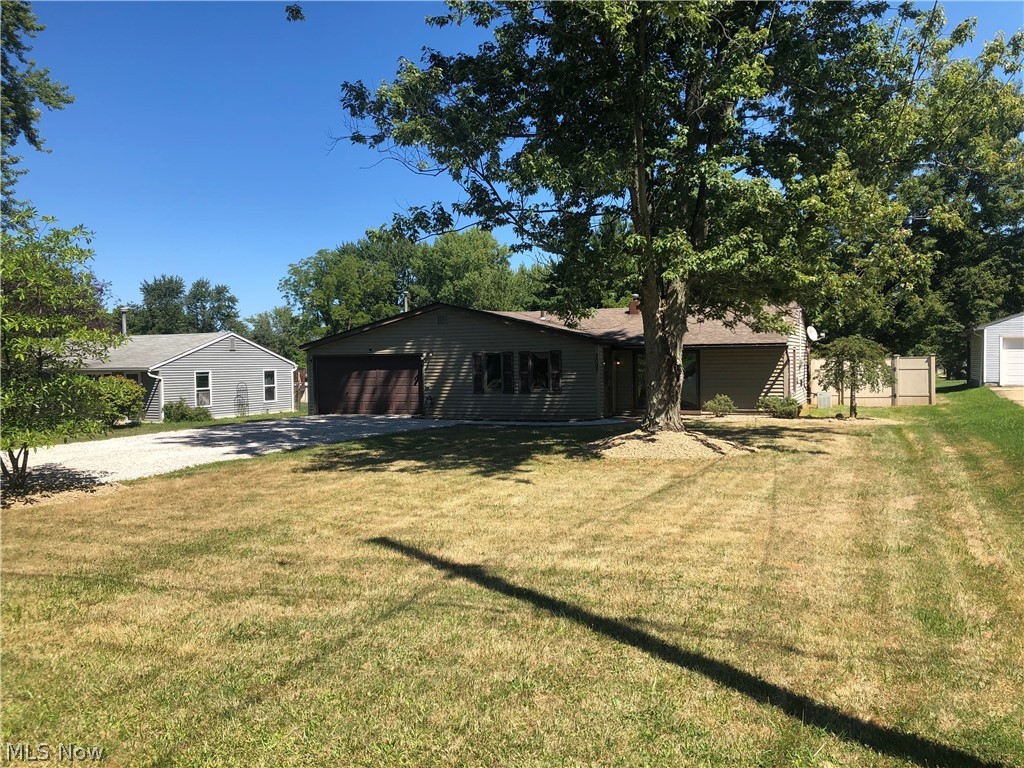 Welcome to this this single floor living Ranch home in Brunswick on a half acre lot!! Kitchen is large and with an eat in kitchen area. There is an extra family room or bedroom off the garage for extra living area. Backyard is private and fenced in.
