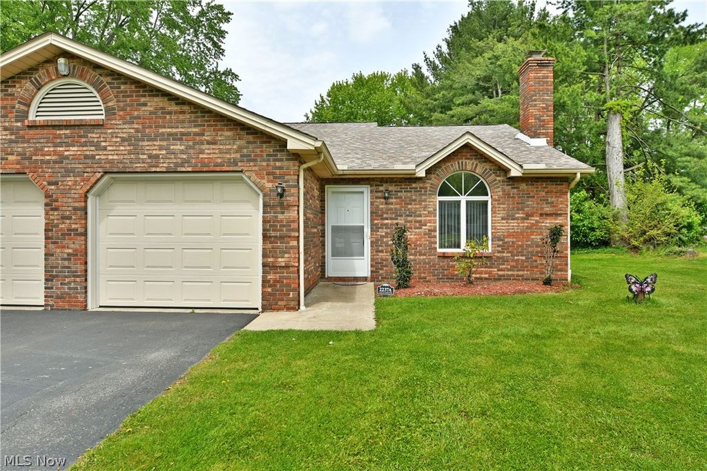 Photo of 2237 Cadwallader Sonk #A, Cortland, OH 44410 (MLS # 5211109)