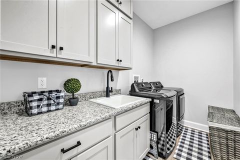 Tiny photo for 8761 Windfall Court, North Royalton, OH 44133 (MLS # 5190257)