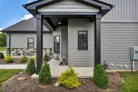 Tiny photo for 8761 Windfall Court, North Royalton, OH 44133 (MLS # 5190257)