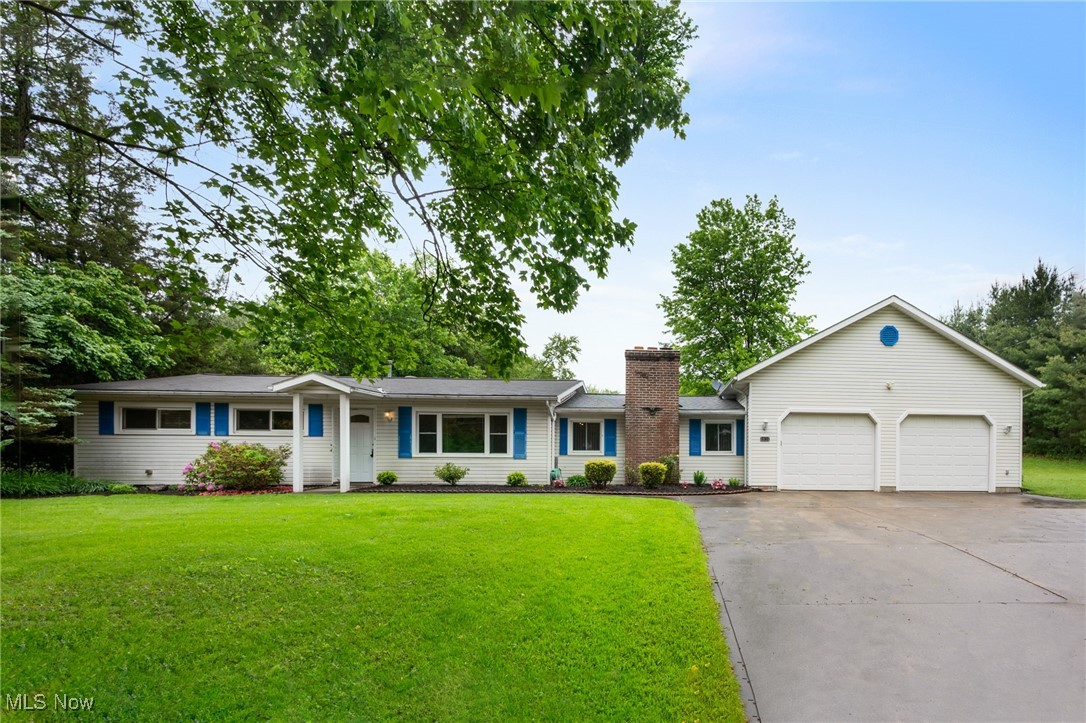 8936 Taylor May Road, Chagrin Falls, Ohio image 1