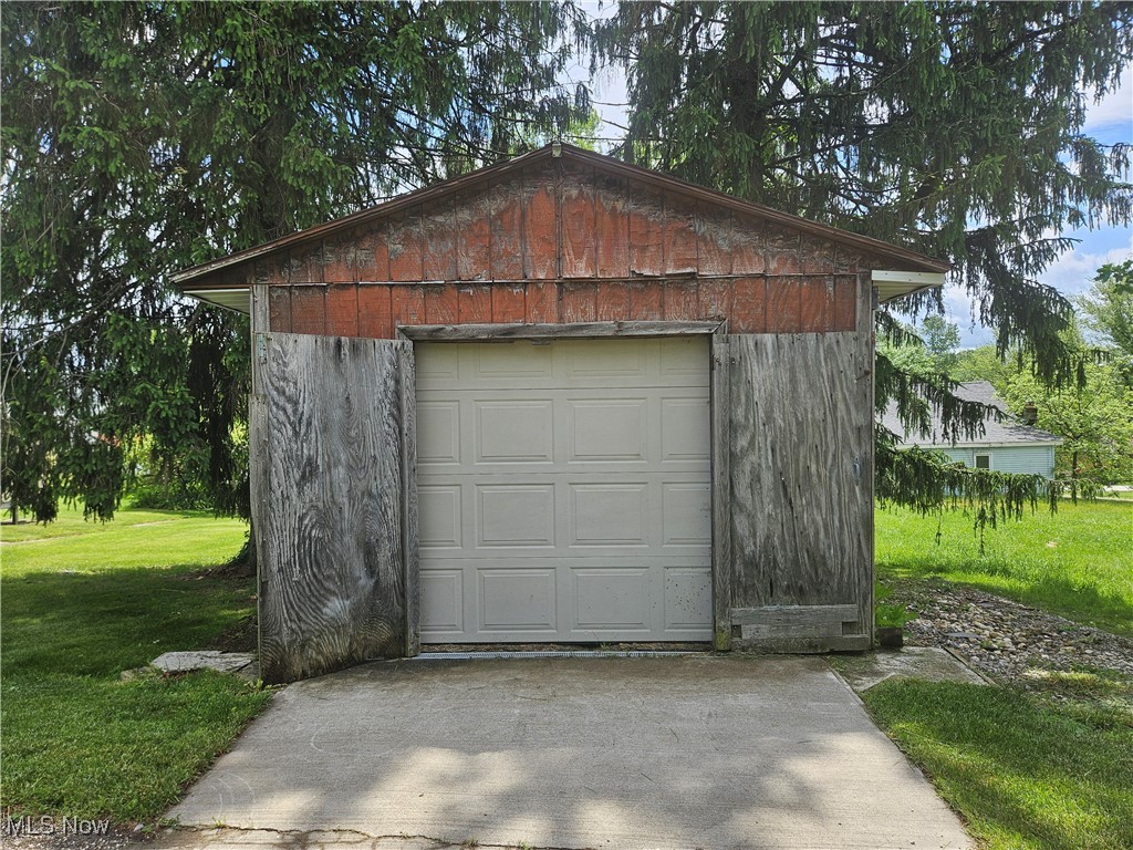 119 S Green Street, Richmond, Ohio image 3