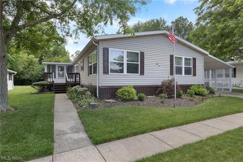 45 Periwinkle Drive, Olmsted Twp, OH 44138 - #: 5210992