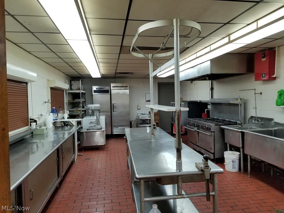 Jacob B Perkins Sub - Commercial Lease