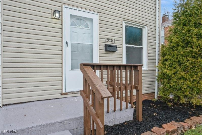 25151 Fisher Road, Euclid, Ohio image 3