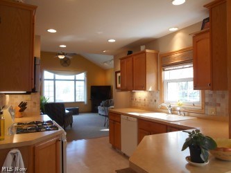 Mayfield 01 - Residential