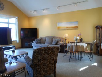 Mayfield 01 - Residential