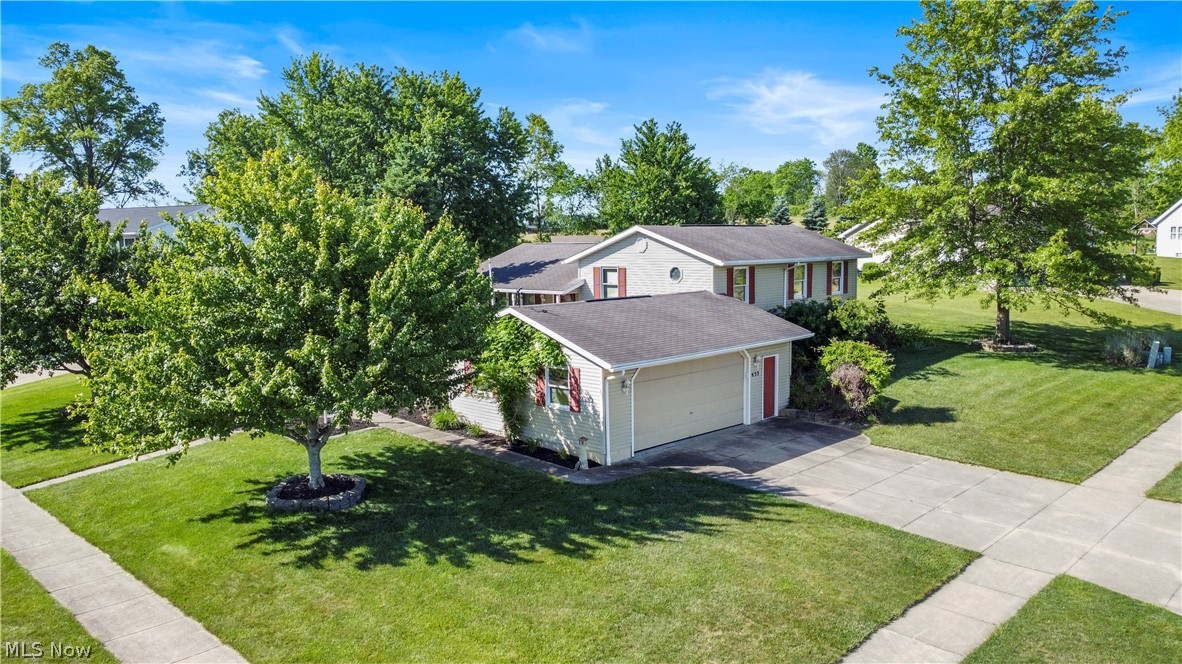 633 King Ridge Court