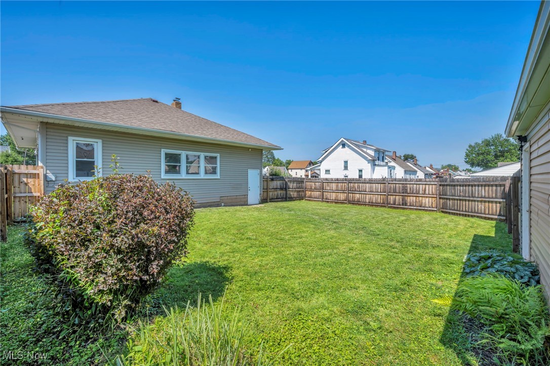 3303 Tuxedo Avenue