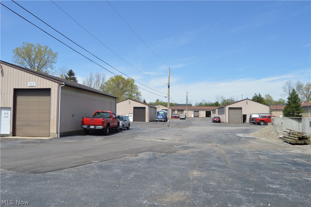 Northfield - Commercial Sale