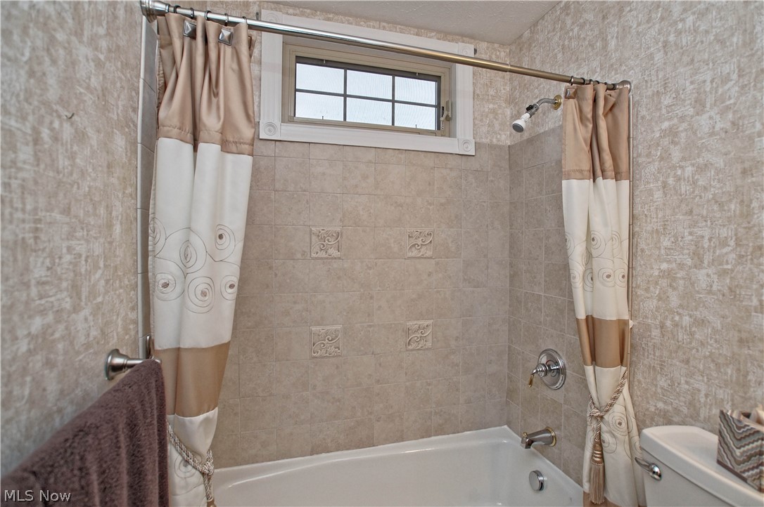 Auburn Hills Condominiums - Residential