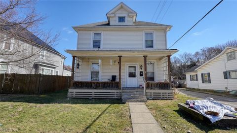 Homes For Sale - 318 N 8th Street<br/> Cambridge, OH 43725