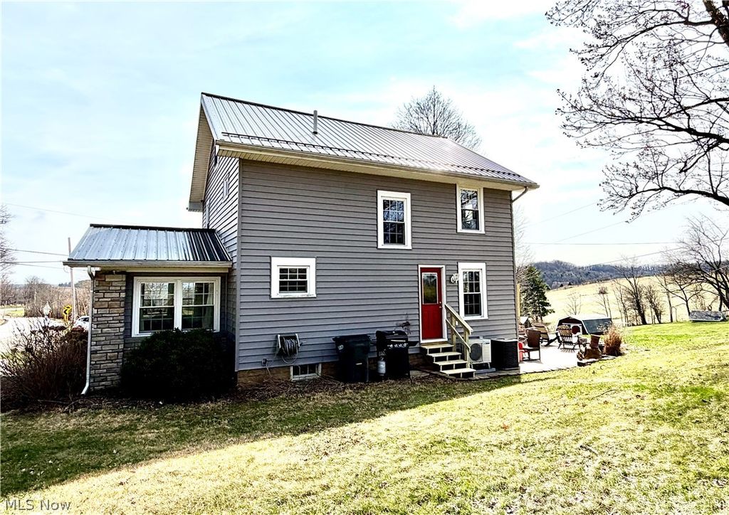 Photo of 4584 State Route 516 NW, Dover, OH 44622 (MLS # 5193760)