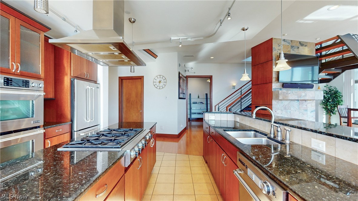 21 Furnace Street 805