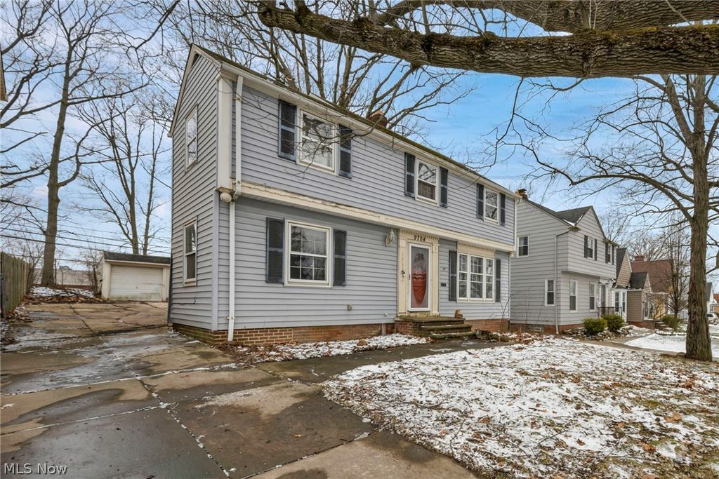 Photo of 9704 S Highland Avenue, Garfield Heights, OH 44125 (MLS # 5193347)