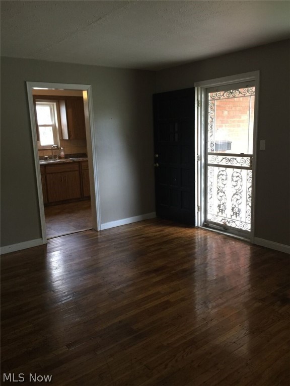 Utopia Beach - Residential Lease