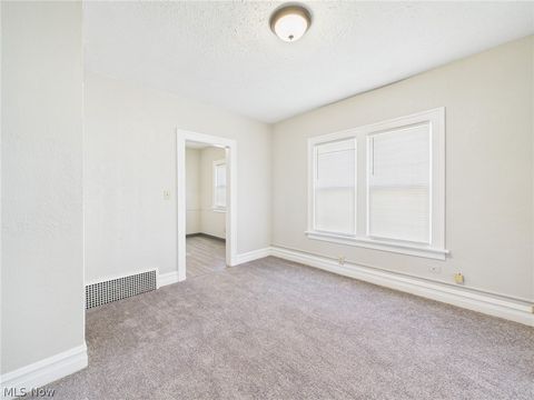 Tiny photo for 533 Gage Street, Akron, OH 44311 (MLS # 5203207)