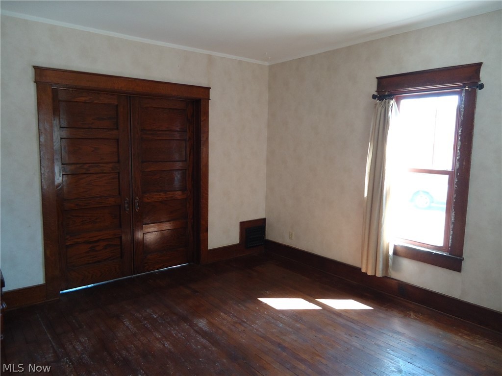 Village/Hartville - Commercial Sale