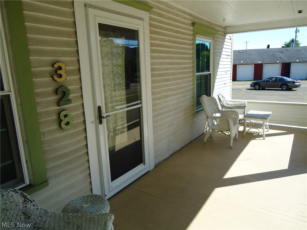 Village/Hartville - Commercial Sale