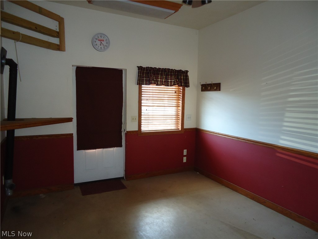 Village/Hartville - Commercial Sale