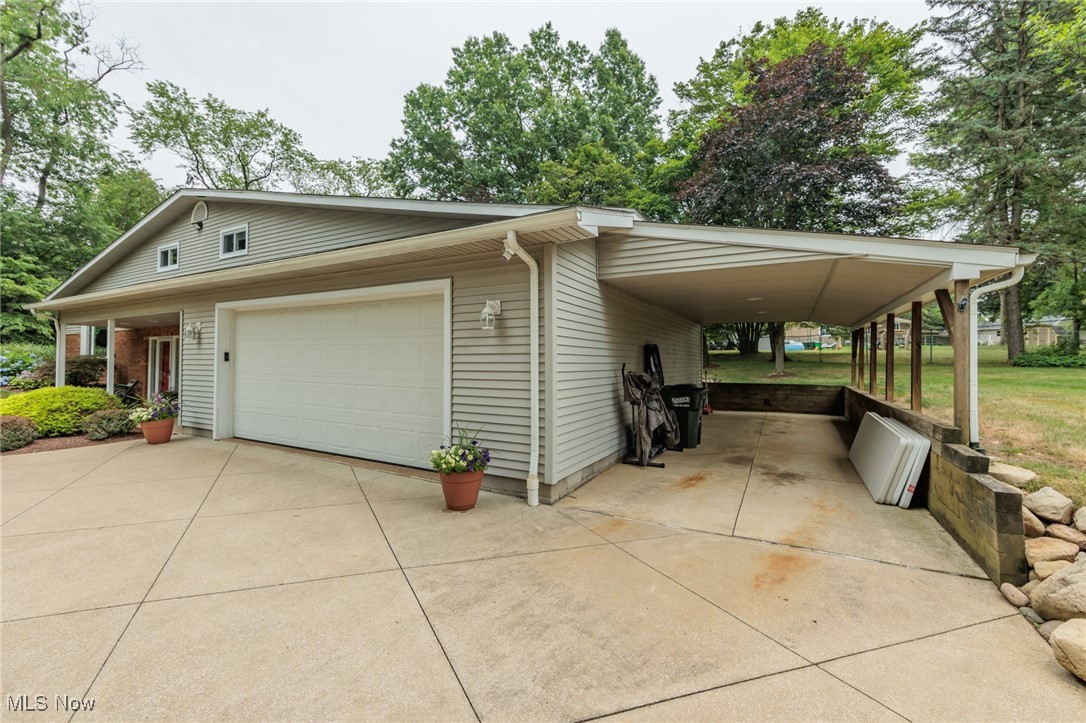 295 Mark Drive, Tallmadge, Ohio image 4