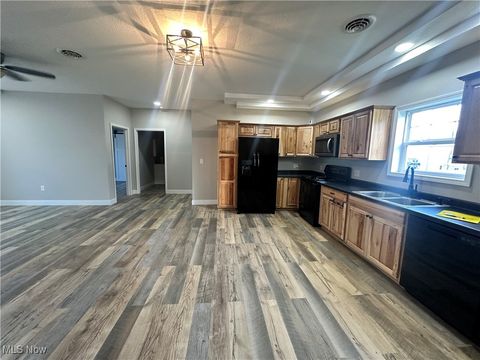 Tiny photo for 41 W Bell Avenue, Mcconnelsville, OH 43756 (MLS # 5141134)