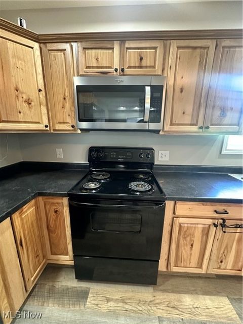 Tiny photo for 41 W Bell Avenue, Mcconnelsville, OH 43756 (MLS # 5141134)